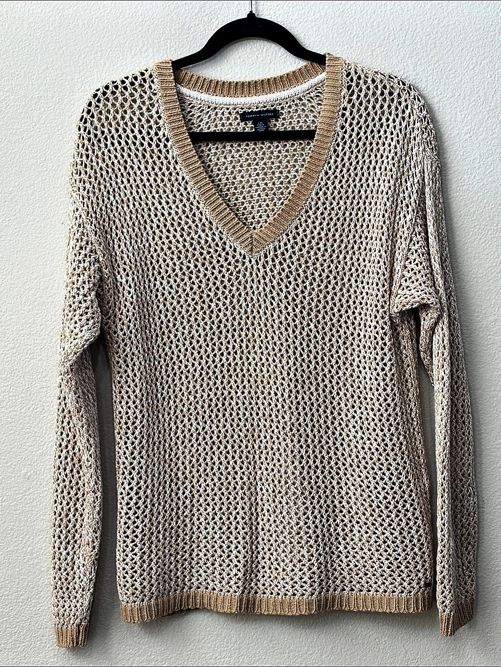Tommy Hilfiger Open Knit V-Neck Sweater Beige & White Size Large